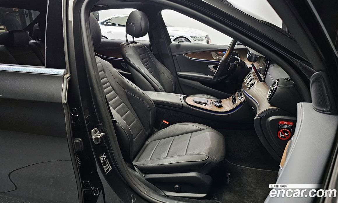 Mercedes Benz E-Class E250 Exclusive