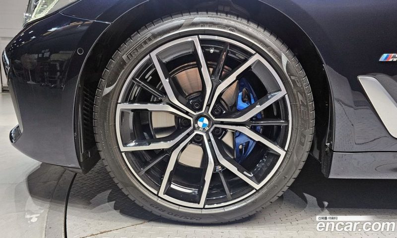 BMW 5-Series i530 M Sport Package
