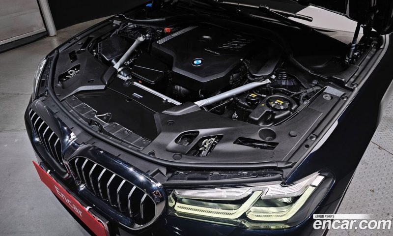 BMW 5-Series i530 M Sport Package