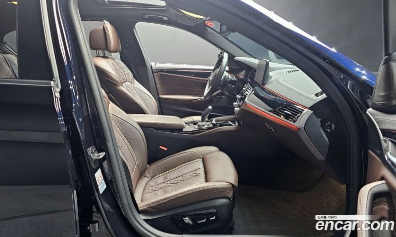 BMW 5-Series i530 M Sport Package