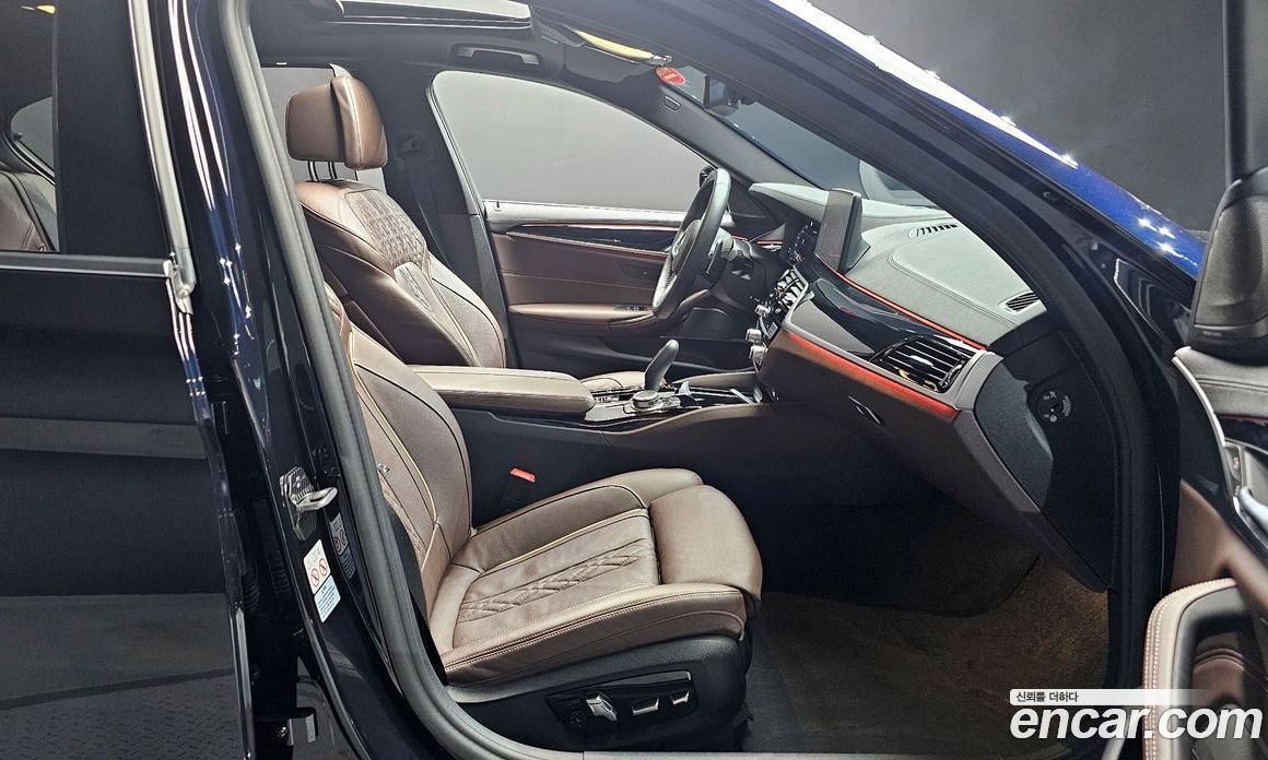 BMW 5-Series i530 M Sport Package