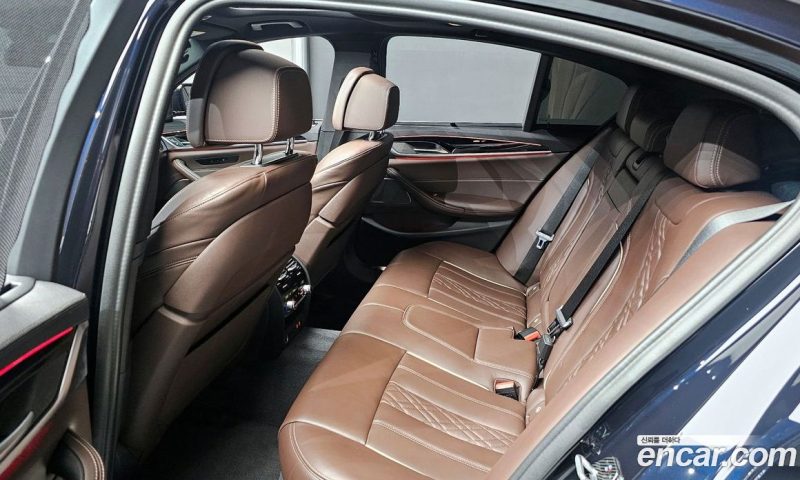 BMW 5-Series i530 M Sport Package