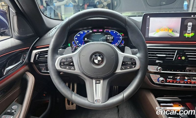 BMW 5-Series i530 M Sport Package