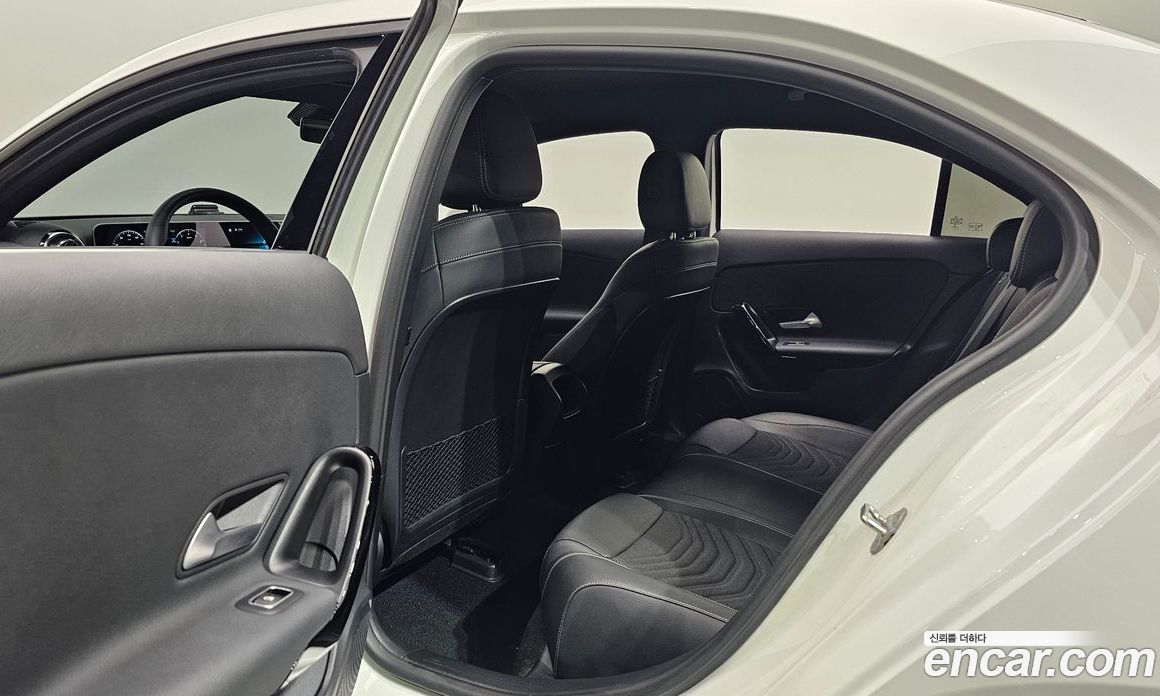 Mercedes Benz A-Class A220 Sedan