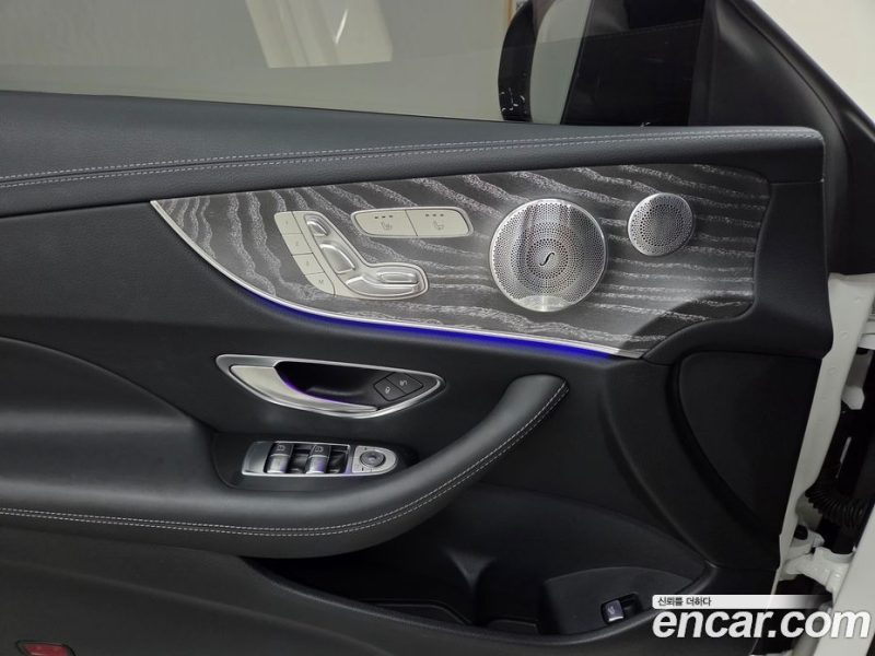 Mercedes Benz E-Class E450 4MATIC Coupe