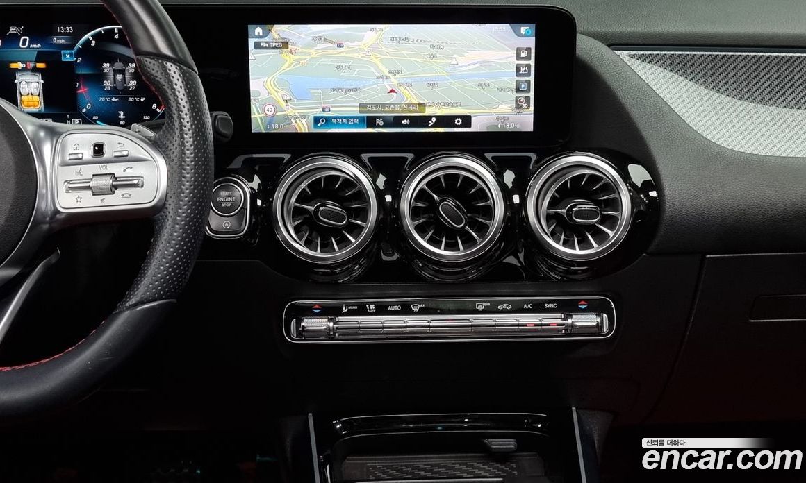 Mercedes Benz GLA-Class GLA45 AMG 4MATIC+