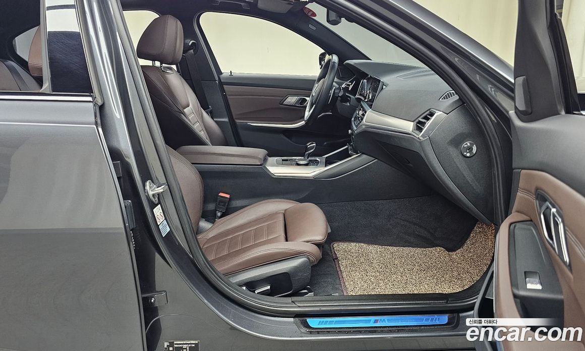 BMW 3-Series i320 M Sport