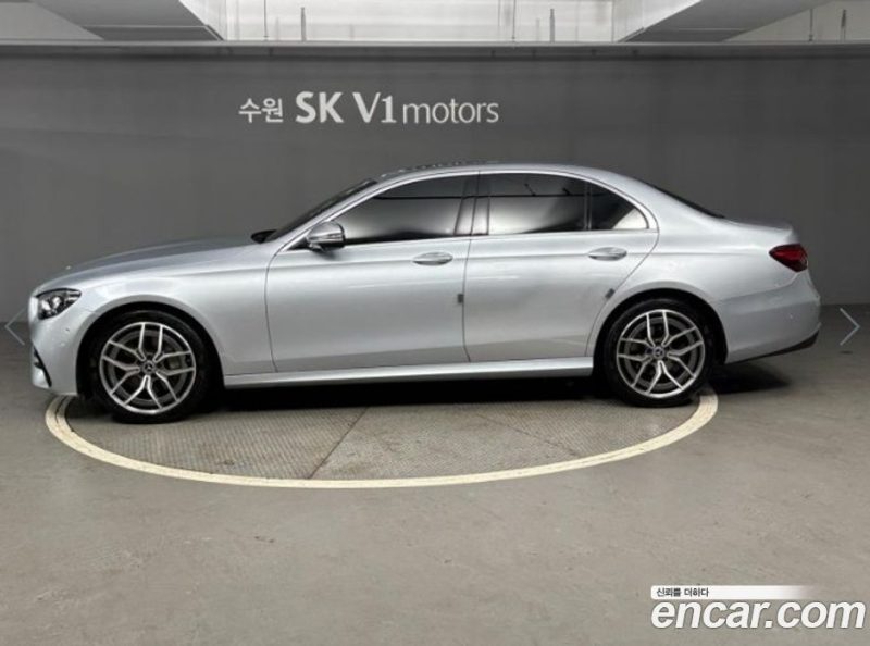 Mercedes Benz E-Class E220d 4MATIC AMG Line