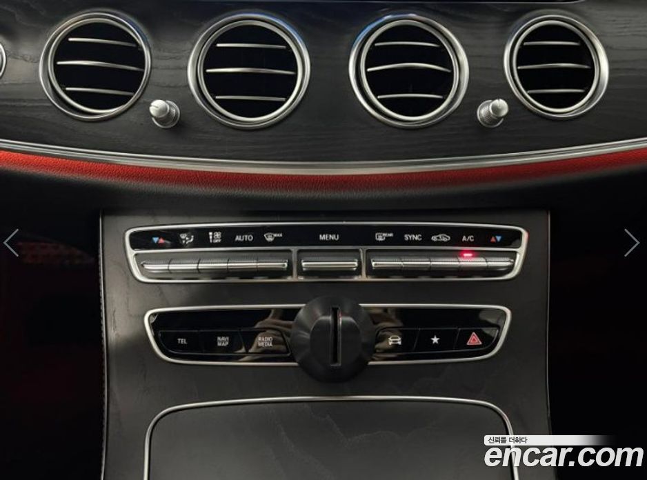 Mercedes Benz E-Class E220d 4MATIC AMG Line