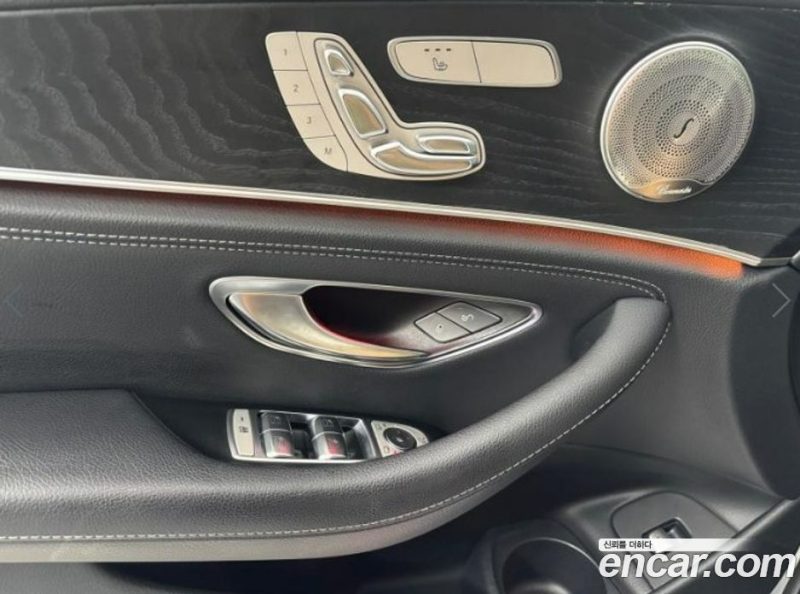 Mercedes Benz E-Class E220d 4MATIC AMG Line