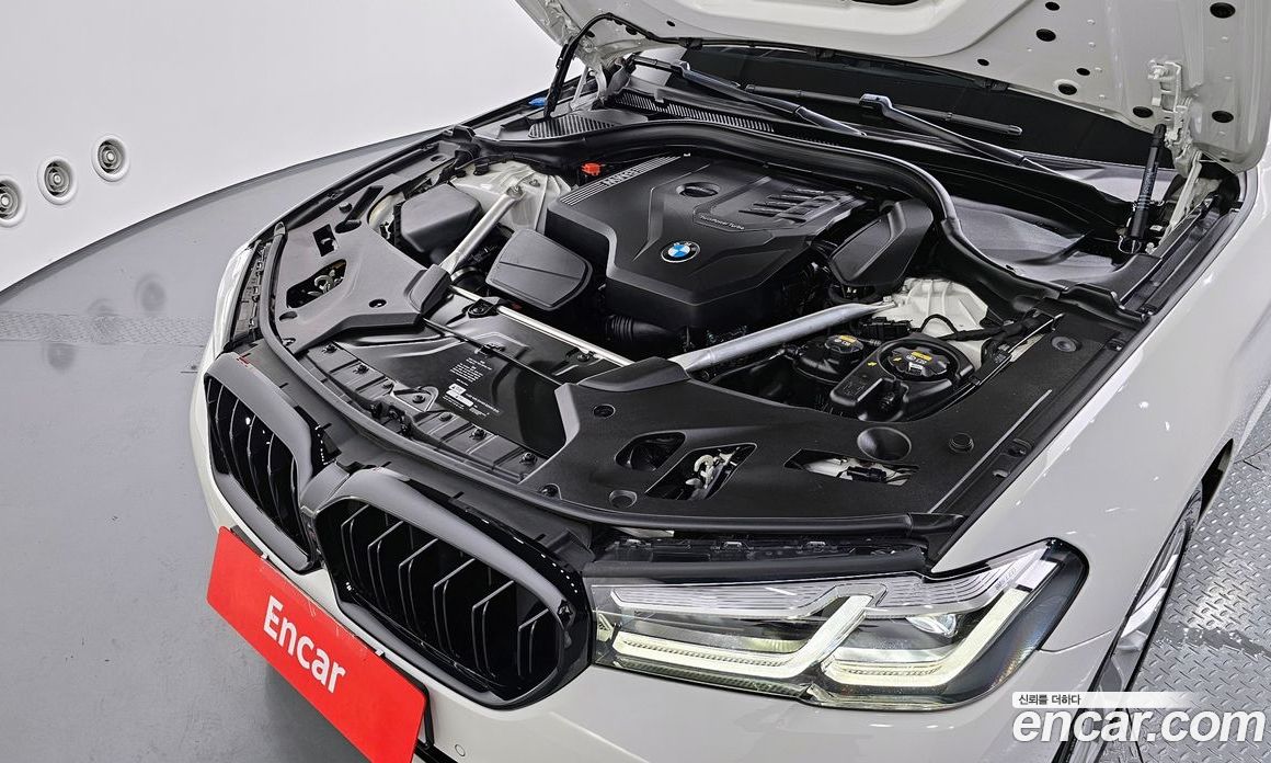 BMW 5-Series i530 Luxury