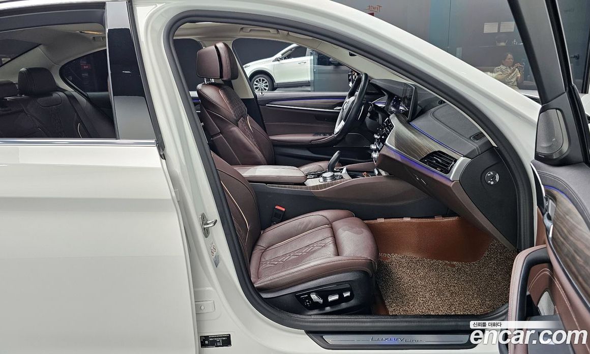 BMW 5-Series i530 Luxury