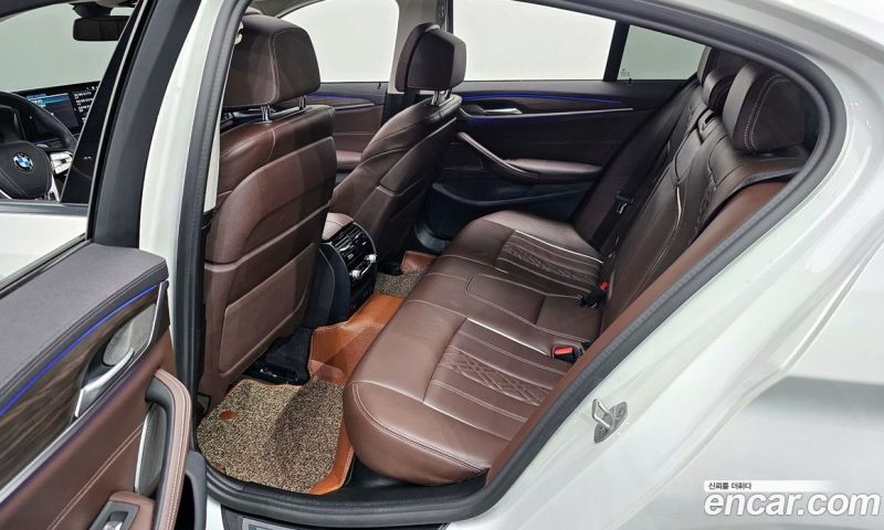 BMW 5-Series i530 Luxury