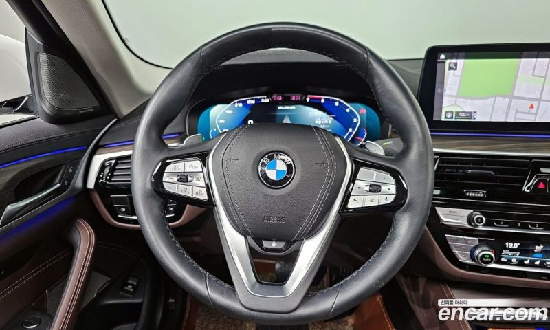 BMW 5-Series i530 Luxury