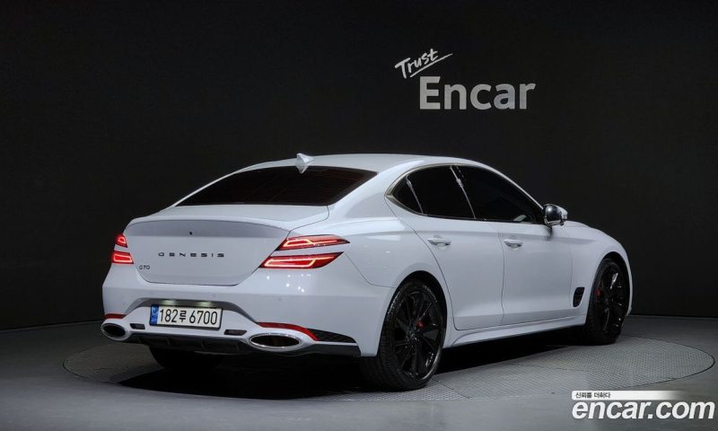 Genesis G70 Gasoline 2.0T 2WD