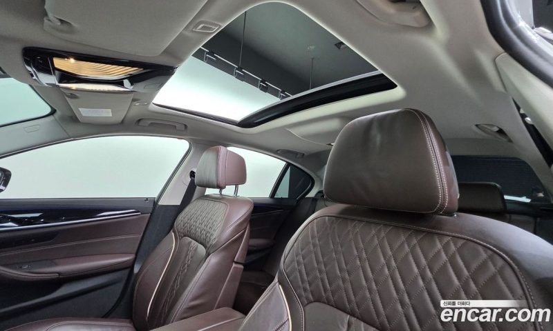 BMW 5-Series 523D Luxury