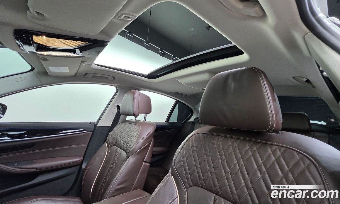 BMW 5-Series 523D Luxury