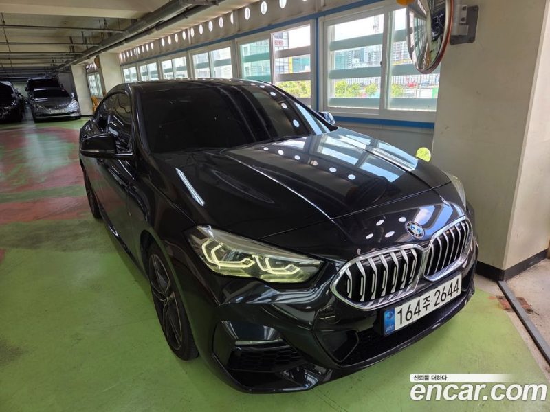 BMW 2-Series i220 M Sports