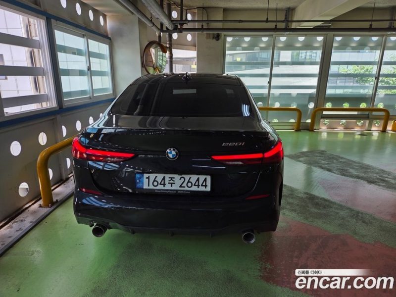 BMW 2-Series i220 M Sports