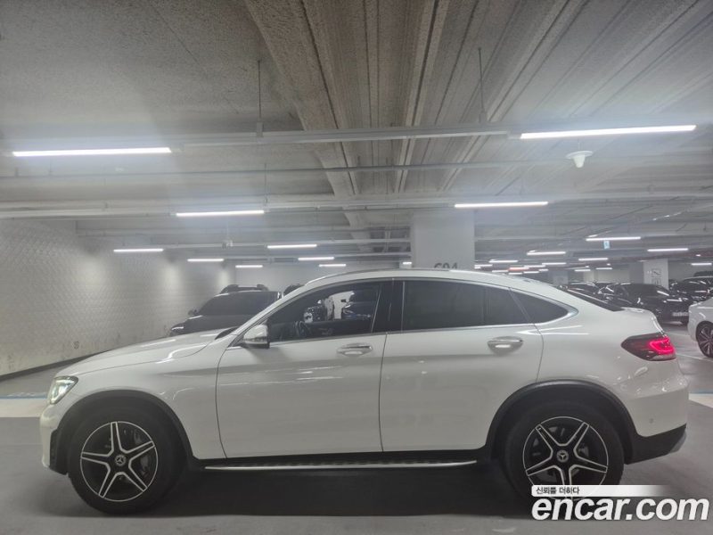 Mercedes Benz GLC-Class GLC300 4MATIC Premium Coupe