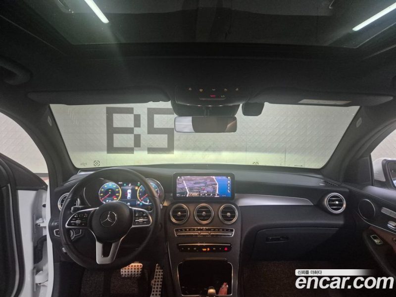 Mercedes Benz GLC-Class GLC300 4MATIC Premium Coupe