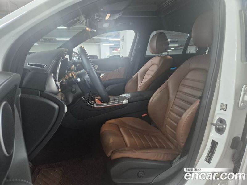 Mercedes Benz GLC-Class GLC300 4MATIC Premium Coupe