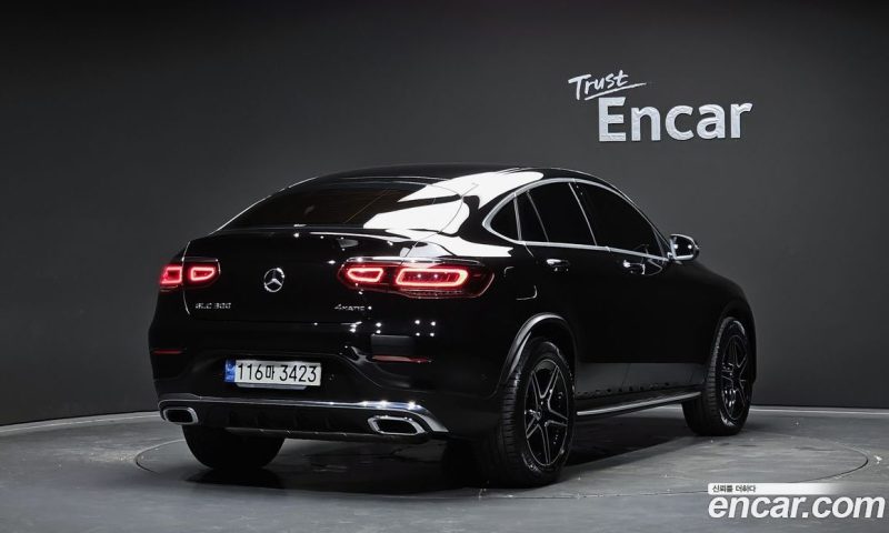Mercedes Benz GLC-Class GLC300 4MATIC Premium Coupe