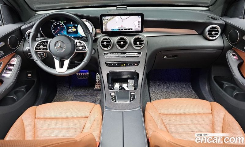 Mercedes Benz GLC-Class GLC300 4MATIC Premium Coupe