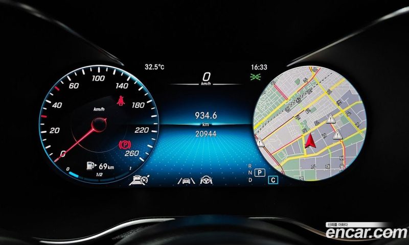 Mercedes Benz GLC-Class GLC300 4MATIC Premium Coupe