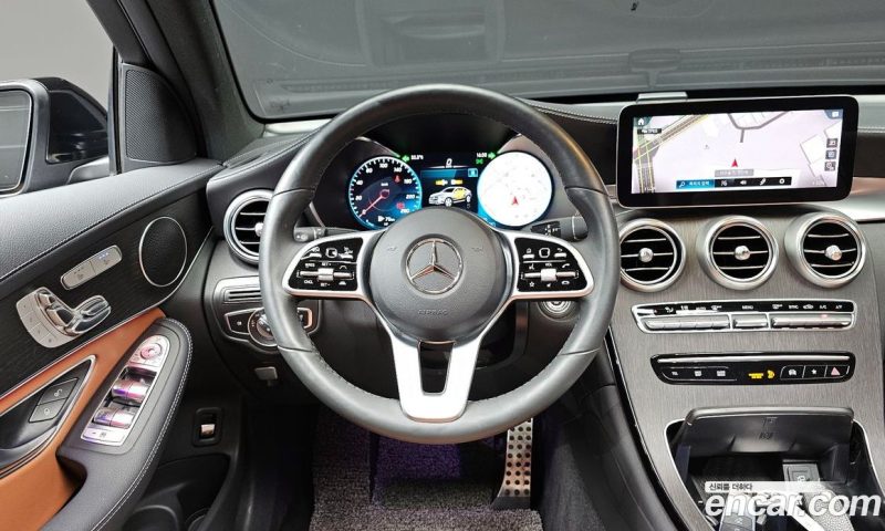 Mercedes Benz GLC-Class GLC300 4MATIC Premium Coupe