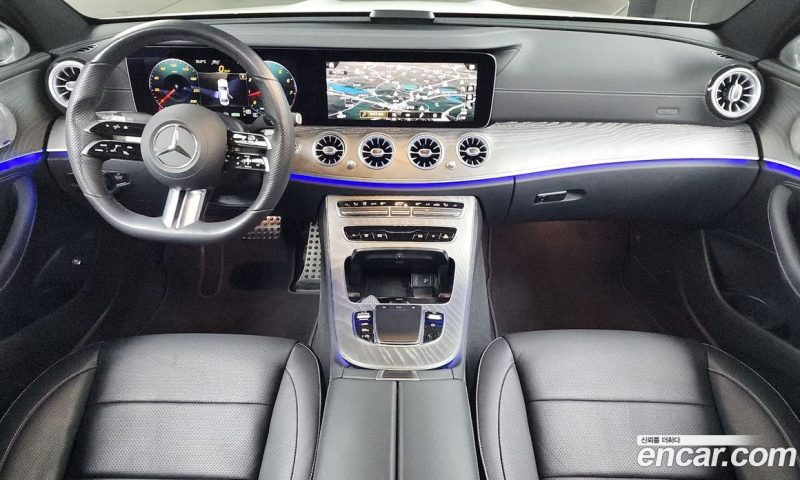 Mercedes Benz E-Class E350 4MATIC AMG Line