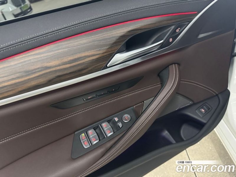 BMW 5-Series i530 Luxury