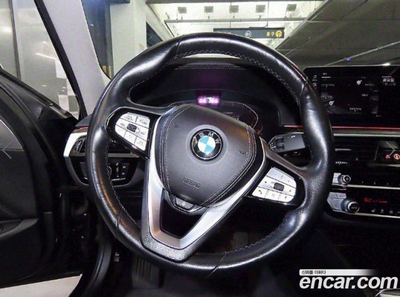 BMW 5-Series i520 Luxury