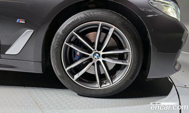 BMW 5-Series 523D M Sport