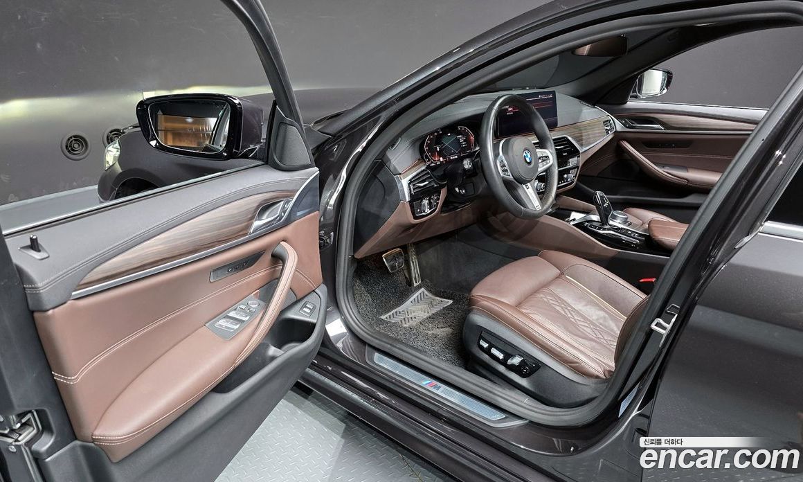BMW 5-Series 523D M Sport