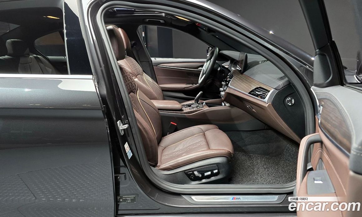 BMW 5-Series 523D M Sport