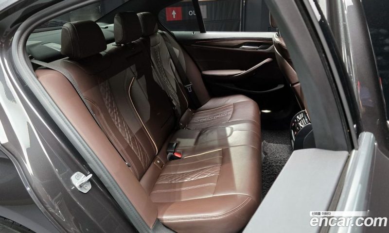 BMW 5-Series 523D M Sport