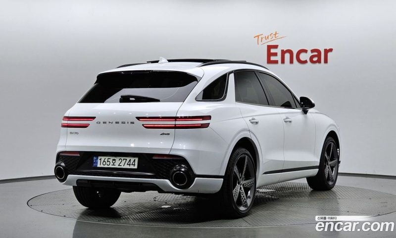 Genesis GV70 2.5T Gasoline AWD