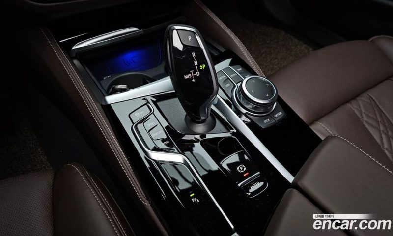 BMW 5-Series i530 M Sport Package