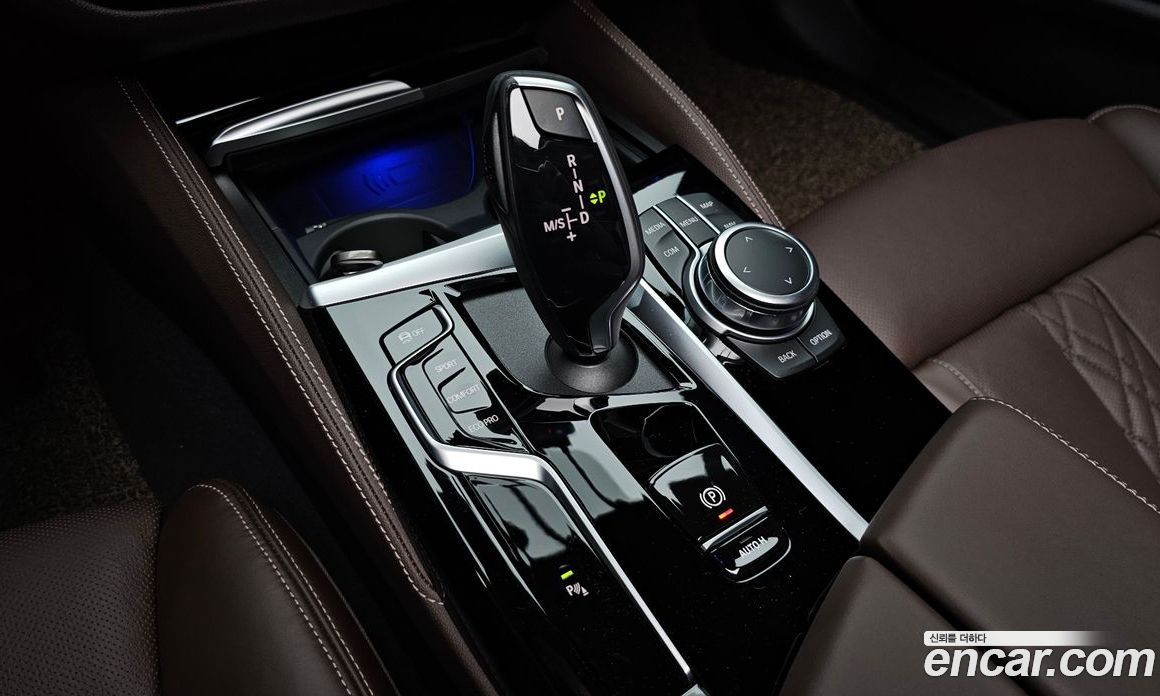 BMW 5-Series i530 M Sport Package