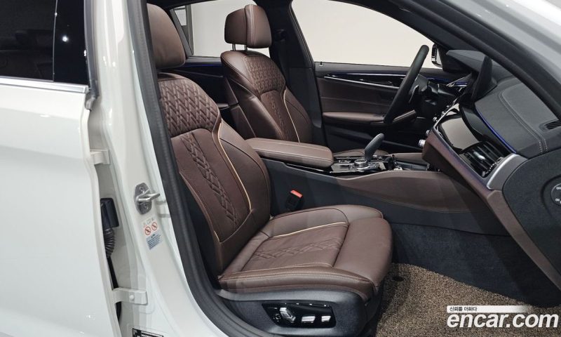 BMW 5-Series i530 M Sport Package