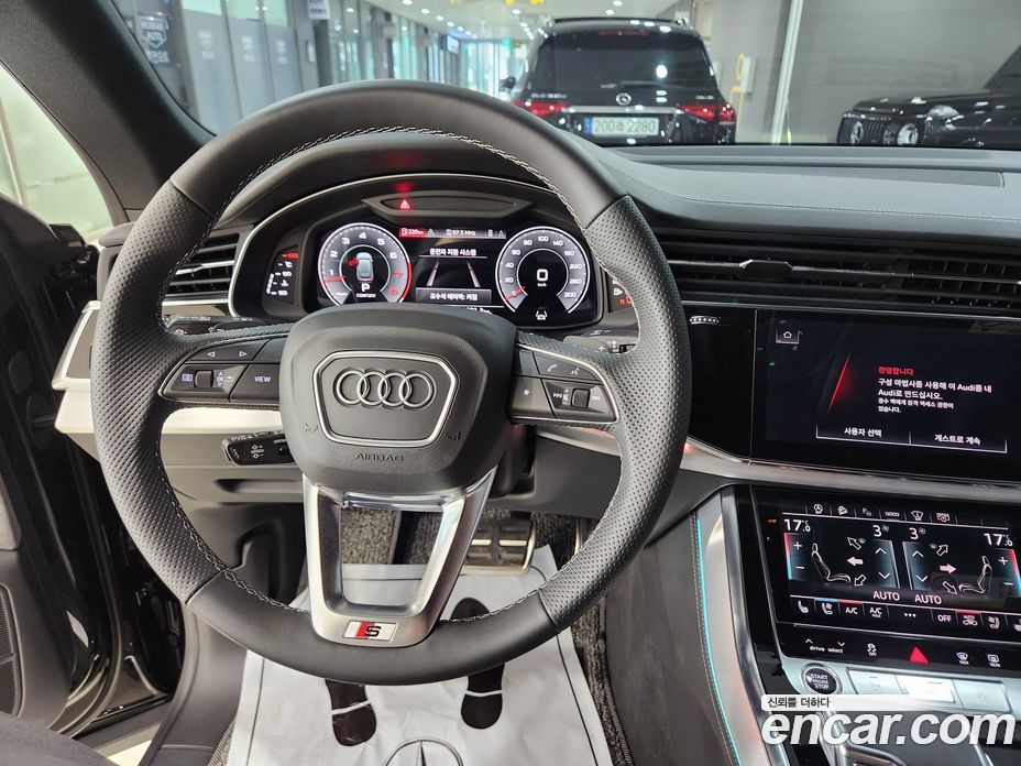 Audi Q8 55 TFSI Quattro Premium
