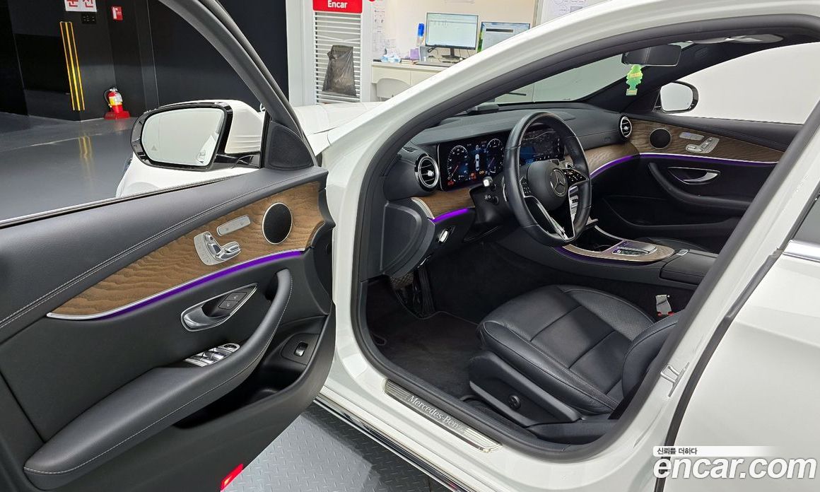 Mercedes Benz E-Class E250 Exclusive