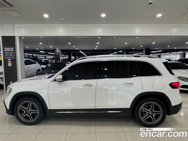 Mercedes Benz GLB-Class GLB250 4MATIC
