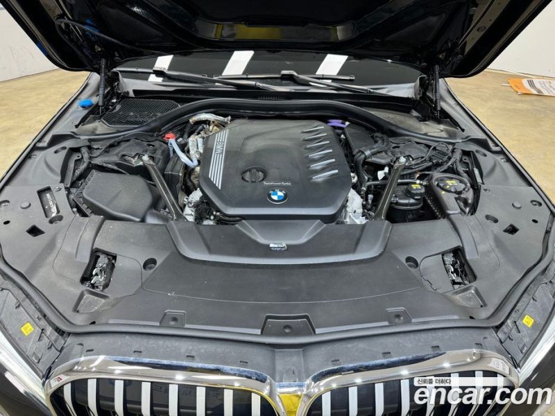 BMW 7-Series 730Ld xDrive M Sport