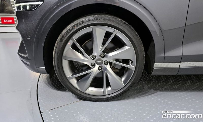 Genesis GV70 2.5T Gasoline 2WD
