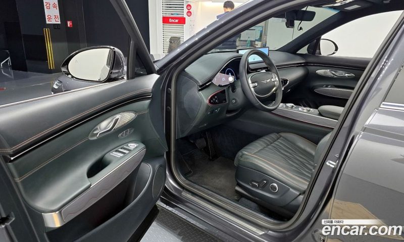 Genesis GV70 2.5T Gasoline 2WD