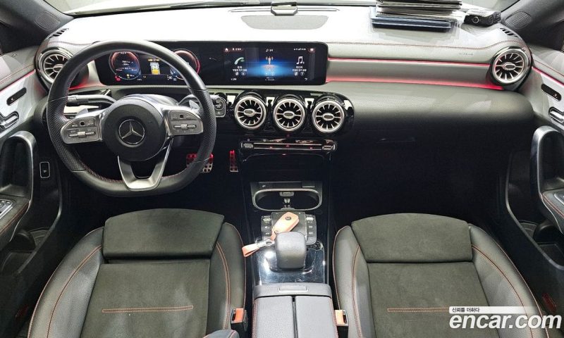 Mercedes Benz CLA-Class CLA250 4MATIC