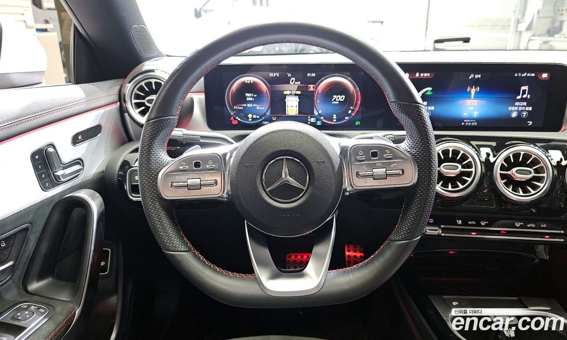 Mercedes Benz CLA-Class CLA250 4MATIC