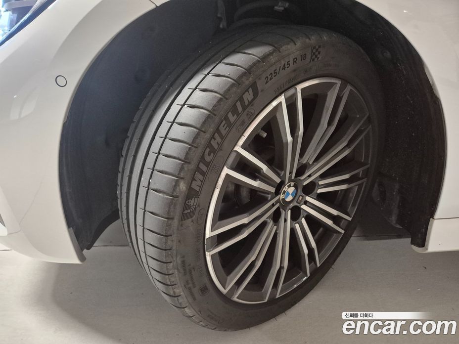 BMW 3-Series i320 M Sport